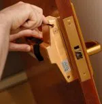 Locksmith Key Store Circle Pines, MN 763-250-1821 - new-locks-installation